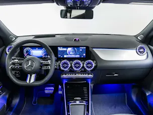 Mercedes-Benz GLA 220 d 4MATIC "Swiss Star"