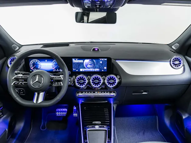 Mercedes-Benz GLA 220 d 4MATIC "Swiss Star"