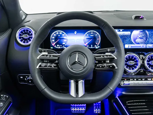 Mercedes-Benz GLA 220 d 4MATIC "Swiss Star"