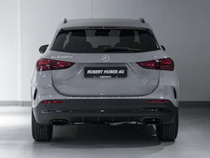 Mercedes-Benz GLA 220 d 4MATIC "Swiss Star"