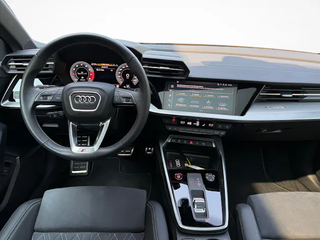 Audi S3 Sportback 2.0 TFSI quattro S-Tronic