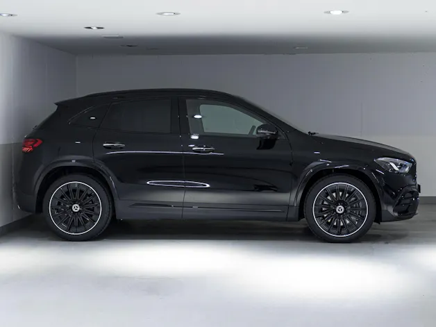 Mercedes-Benz GLA 220 d 4MATIC "Swiss Star"