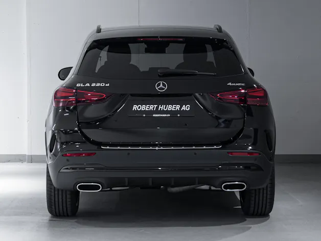 Mercedes-Benz GLA 220 d 4MATIC "Swiss Star"