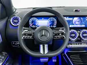 Mercedes-Benz GLA 220 d 4MATIC "Swiss Star"