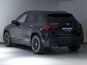 Mercedes-Benz GLA 220 d 4MATIC "Swiss Star"