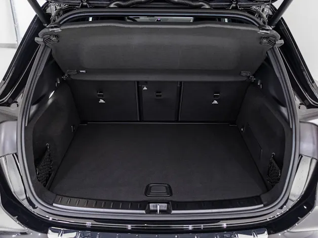 Mercedes-Benz GLA 220 d 4MATIC "Swiss Star"