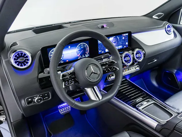 Mercedes-Benz GLA 220 d 4MATIC "Swiss Star"