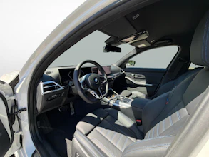 https://vehicle.imgix.net/4355741/1018e75b-a1de-47d7-910b-7113e82bfd61.jpg