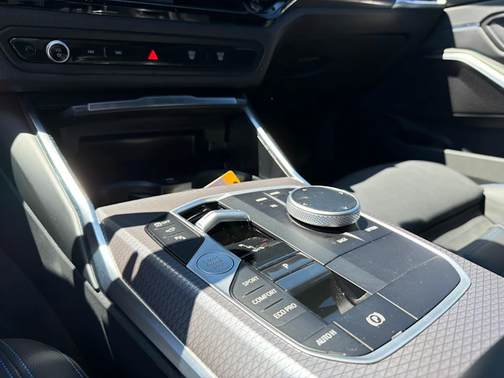 immagine del veicolo BMW 3 SERIES