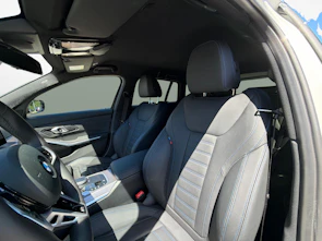 immagine del veicolo BMW 320d xDrive SAG Touring