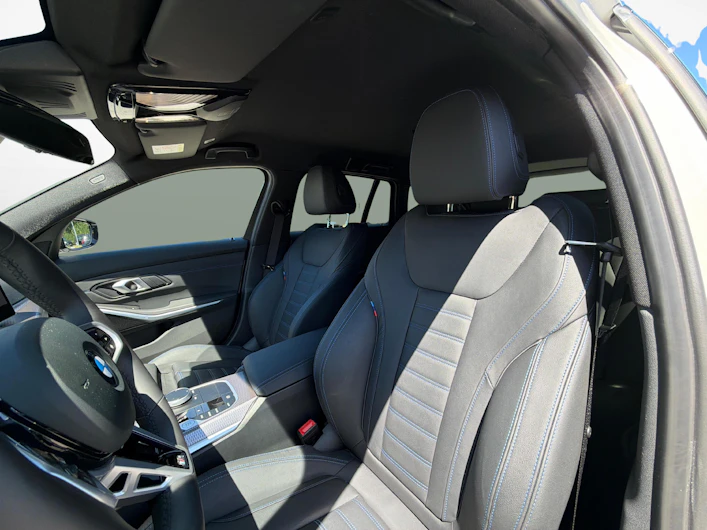 immagine del veicolo BMW 3 SERIES