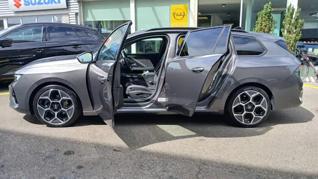 Opel Astra Sports Tourer 1.2 T 130 Ultimate
