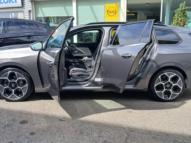 Opel Astra Sports Tourer 1.2 T 130 Ultimate