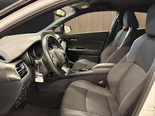 Toyota C-HR 1.8 VVTi HSD Trend