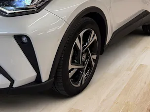 Toyota C-HR 1.8 VVTi HSD Trend