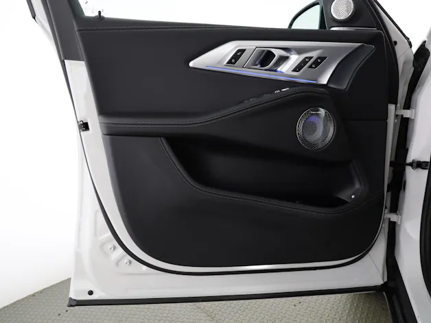 BMW XM 50e Plug-in Hybrid