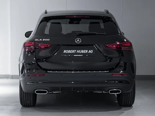 Mercedes-Benz GLA 200 "Night Star"