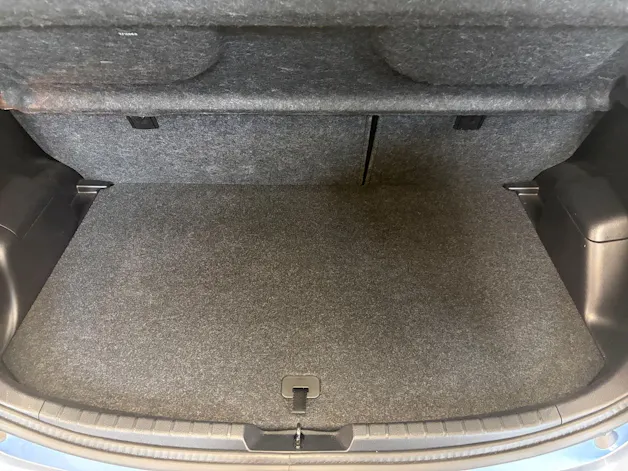 Toyota Yaris 1.5 VVT-i HSD Luna