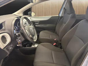 Toyota Yaris 1.5 VVT-i HSD Luna
