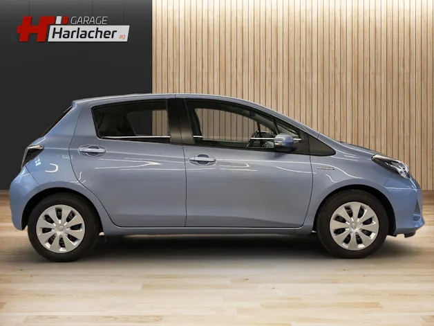 Toyota Yaris 1.5 VVT-i HSD Luna