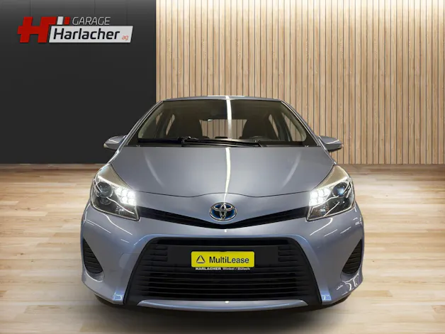 Toyota Yaris 1.5 VVT-i HSD Luna