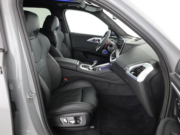 BMW XM 50e Plug-in Hybrid
