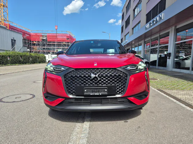 DS Automobiles 3 Crossback 1.2 PureTech 155 Performance Line