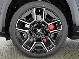 BMW XM 50e Plug-in Hybrid