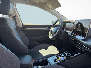 https://vehicle.imgix.net/4355907/830297ca-dea3-41f5-aa69-fcc1435906cd.jpg