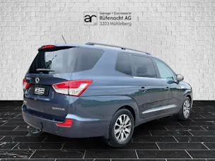 SsangYong Rodius SV 220 e-XDi 4WD Turismo