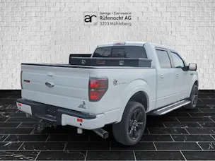 Ford F150 FX4 V8