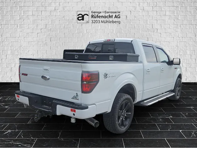 Ford F150 FX4 V8