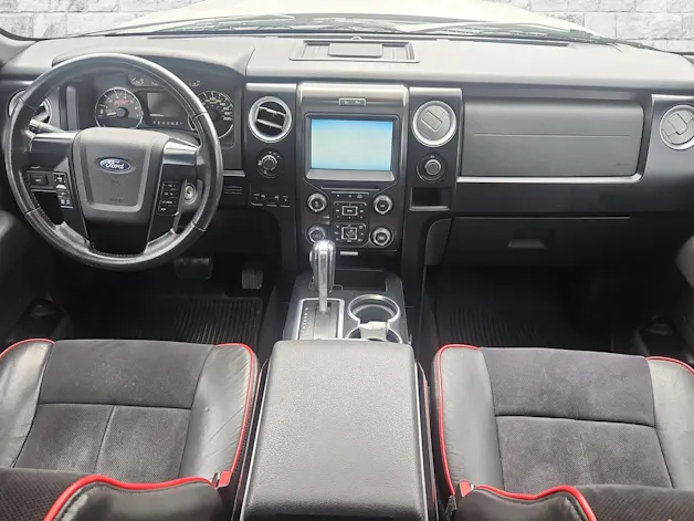 Ford F150 FX4 V8