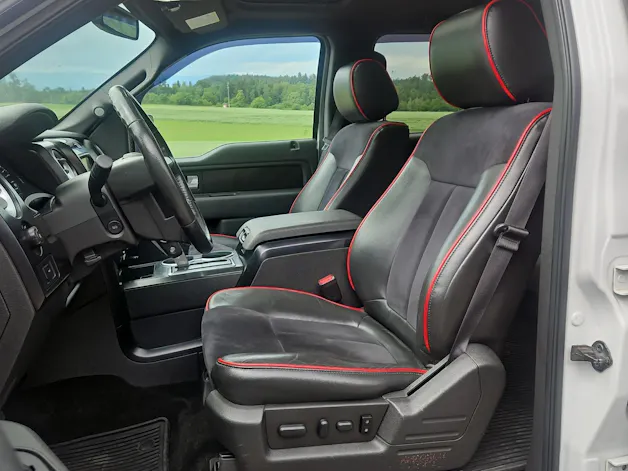 Ford F150 FX4 V8