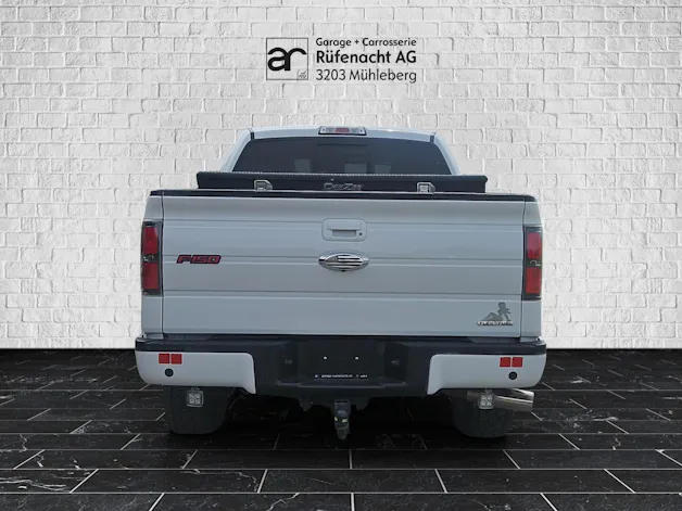 Ford F150 FX4 V8