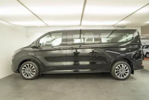 Ford Tourneo C Bus 320 L2 2.0 EcoBlue 170 Titanium 4x4