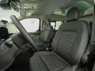 Ford Tourneo C Bus 320 L2 2.0 EcoBlue 170 Titanium 4x4