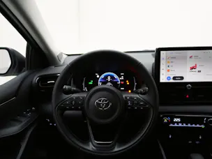 Toyota Yaris 1.5 VVT-i HSD Trend