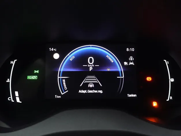 Toyota Yaris 1.5 VVT-i HSD Trend