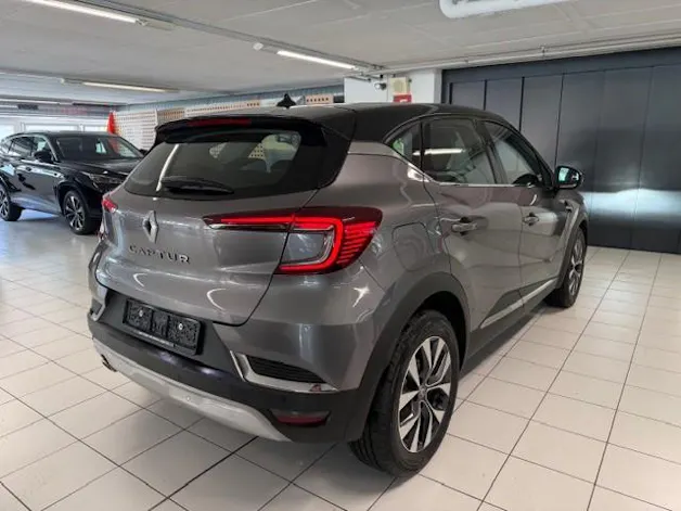 Renault Captur 1.3 TCe EDC Intens EDC