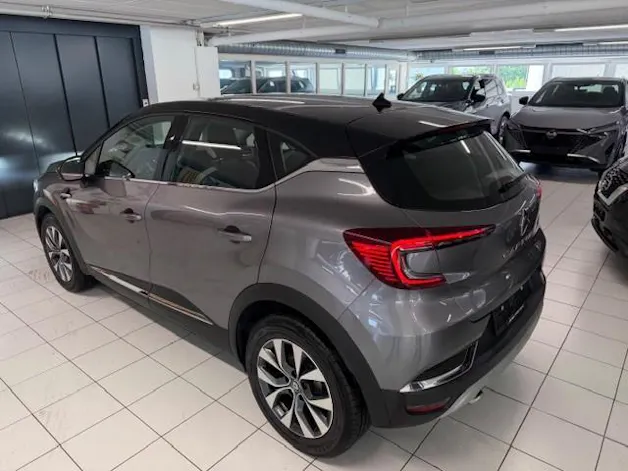 Renault Captur 1.3 TCe EDC Intens EDC