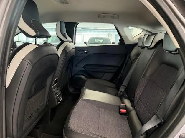 Renault Captur 1.3 TCe EDC Intens EDC