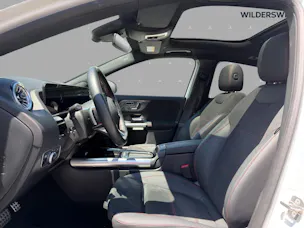 Mercedes-Benz GLA 220 4Matic 8G-DCT