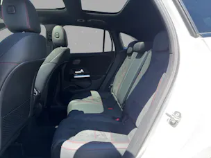 Mercedes-Benz GLA 220 4Matic 8G-DCT