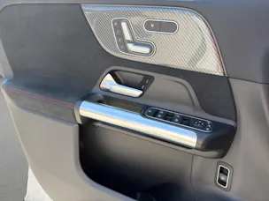 Mercedes-Benz GLA 220 4Matic 8G-DCT