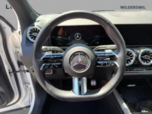 Mercedes-Benz GLA 220 4Matic 8G-DCT
