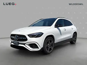 Mercedes-Benz GLA 220 4Matic 8G-DCT