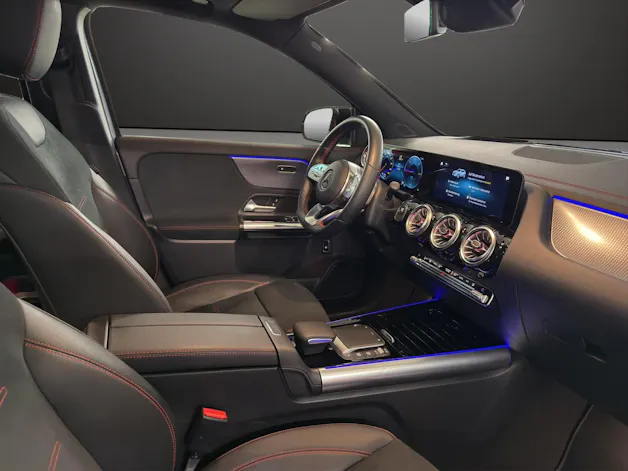 Mercedes-Benz EQA 300 AMG Line 4Matic