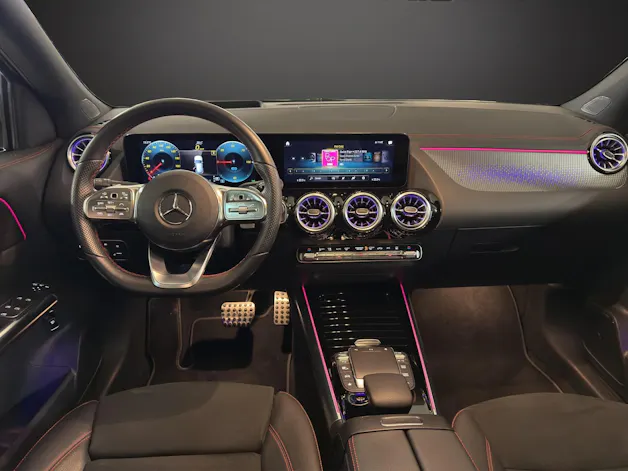 Mercedes-Benz EQA 300 AMG Line 4Matic