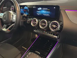 Mercedes-Benz EQA 300 AMG Line 4Matic